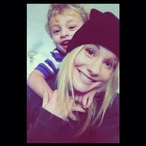 Meet your Posher, Ashley